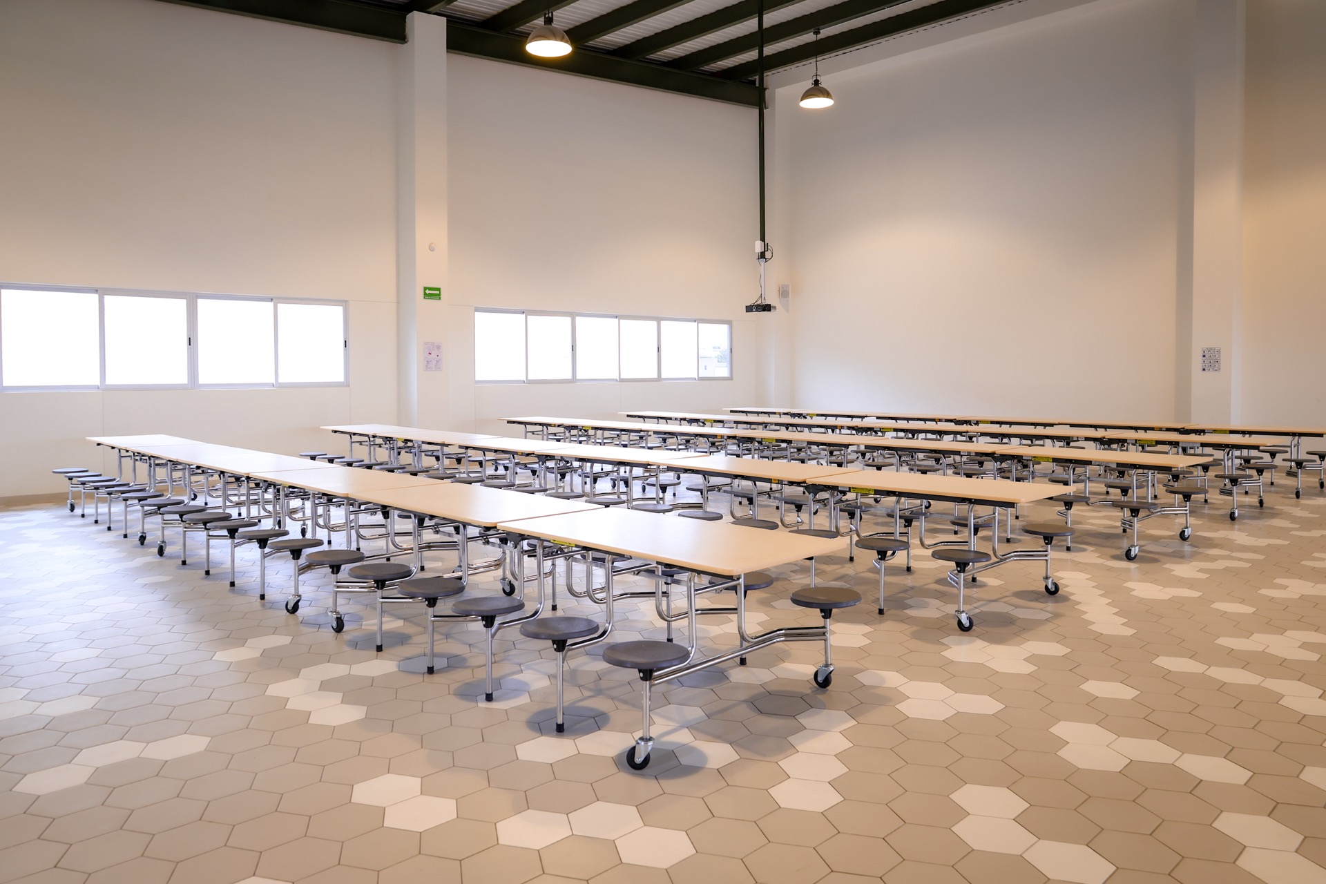 Cafetorium – Newland School